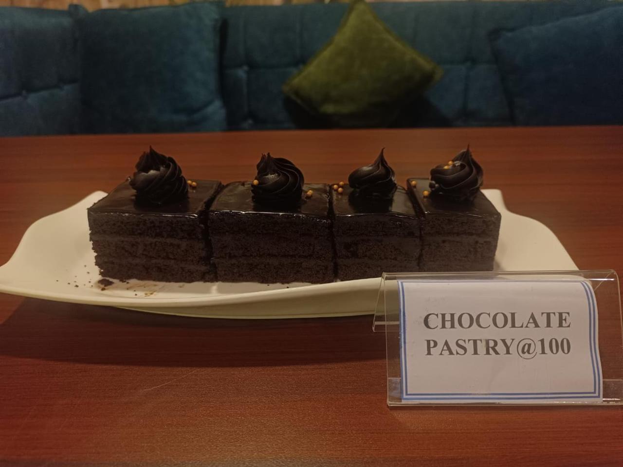 Hotel Eden Karwar Εξωτερικό φωτογραφία